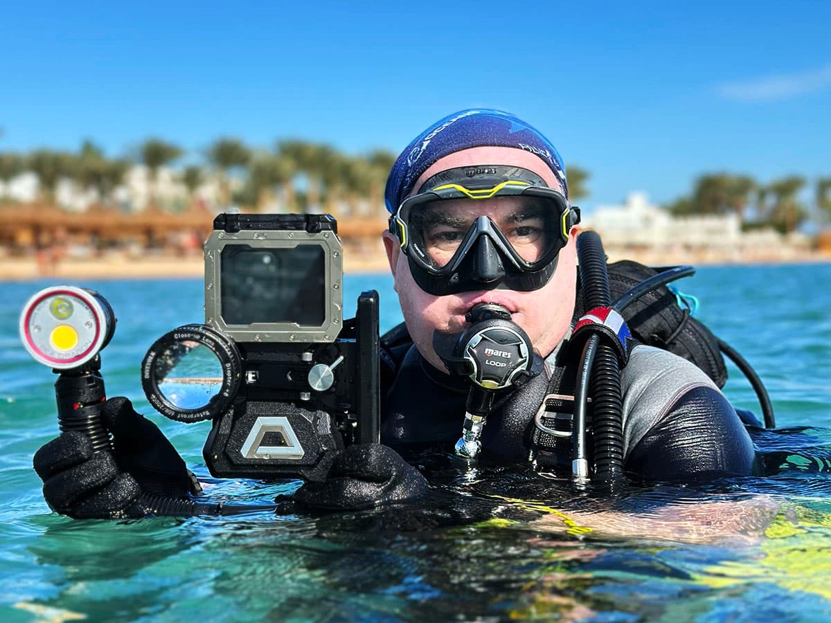 Yevgen Sukharenko diving with Divevolk